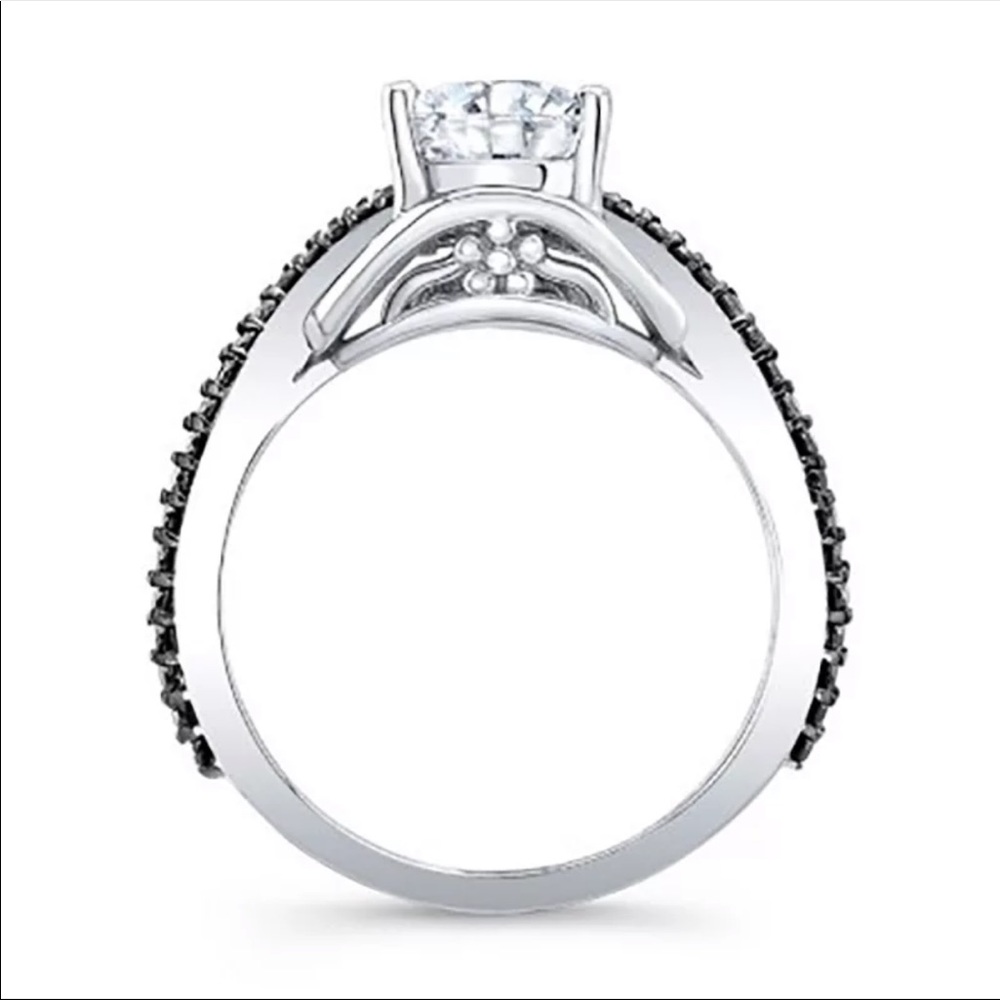 New Women’s 925 Silver 2 Tone Sapphire Ring - Picture 3 of 6